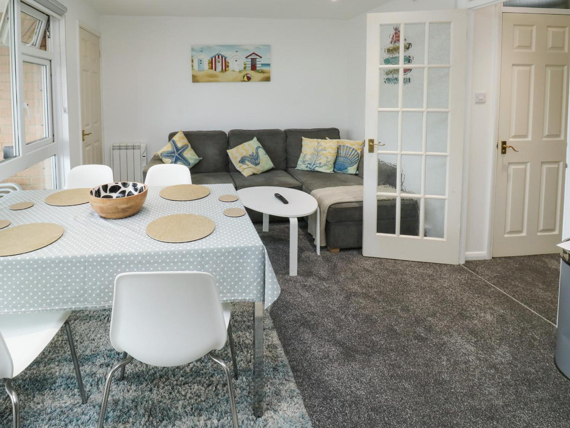 Sunny View Apartment Dawlish Exterior photo